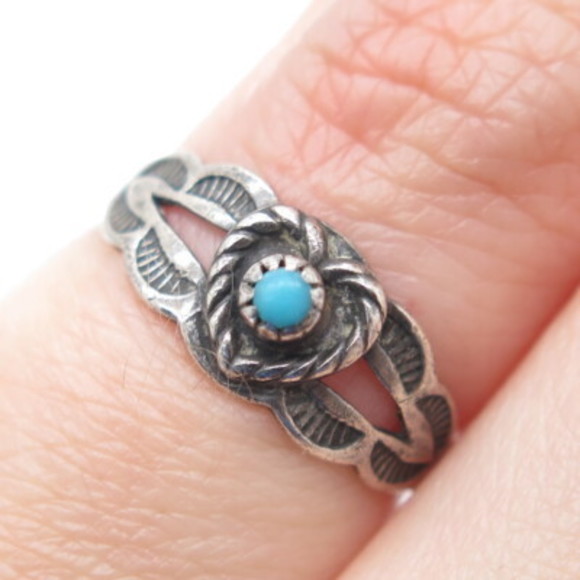 Jewelry - BELL TRADING POST Old Pawn Sterling Silver Vintage Turquoise Heart Ring Size 3